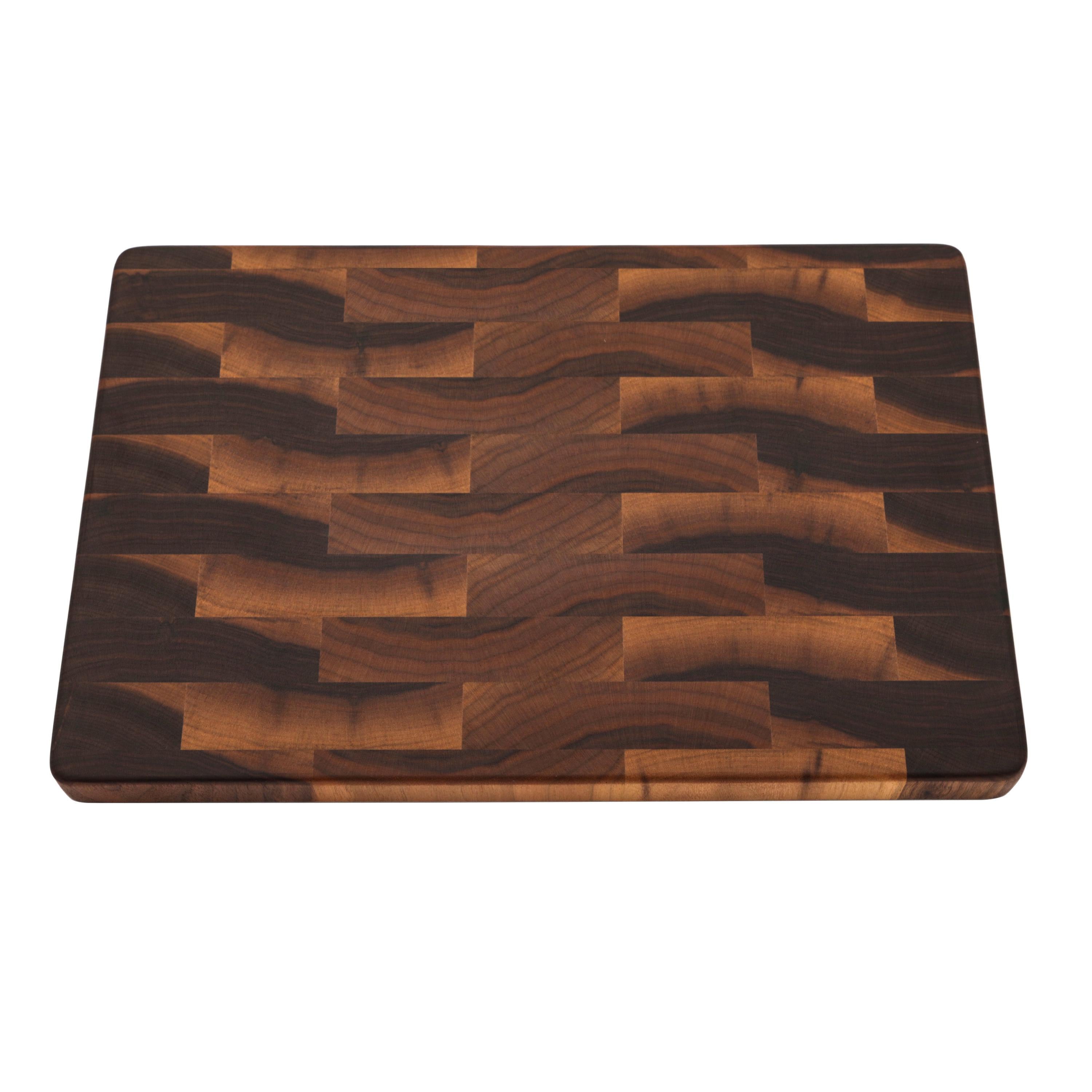 Walnut End-Grain cutting board without groove, top view